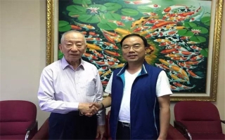 印尼著名僑領、印尼泛印集團董事長、印尼總統(tǒng)大學創(chuàng)辦人-李文光